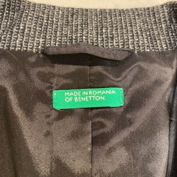 Benetton Wool Blazer Size XS 40 Gray Black Wool Silk Button Closure - Picture 3 of 13